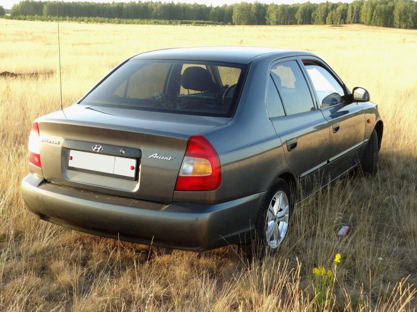 Hyundai Accent 2