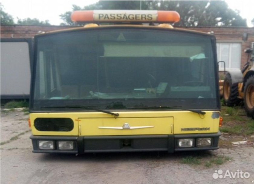 Перронный автобус Neoplan