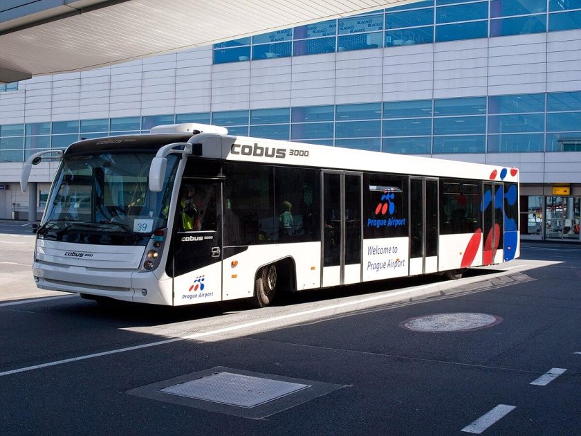 Перронный автобус Кобус