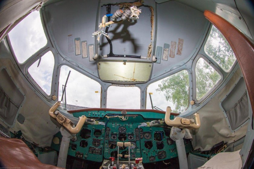 Ил 2 кабина