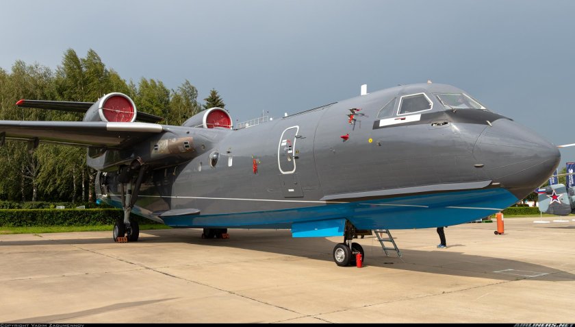 Самолёт-амфибия бе-200чс