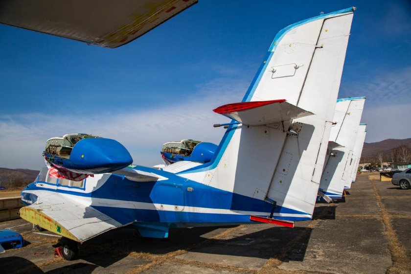 Бериев бе-103