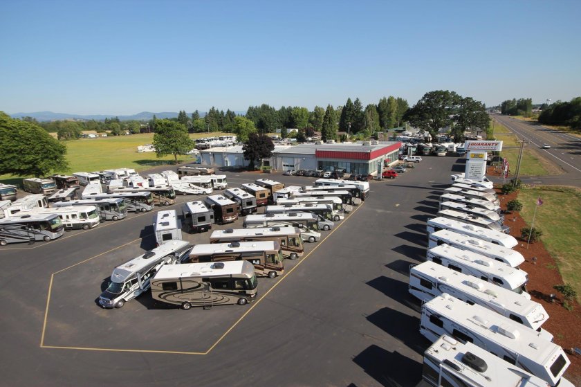 Стоянка автодомов