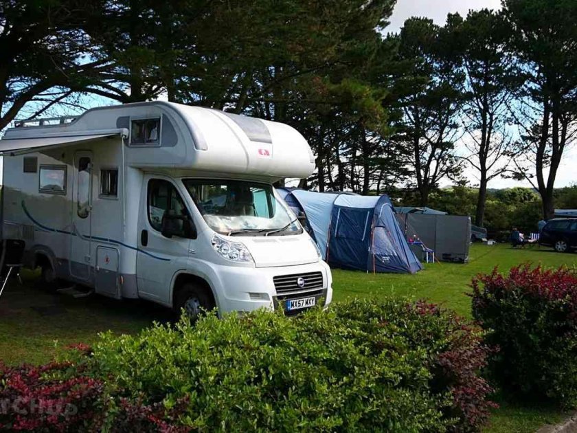 Глэмпинг автодом