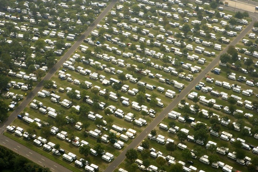 Стоянка автодомов