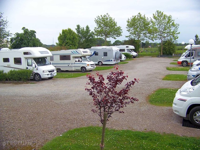 Стоянка автодомов