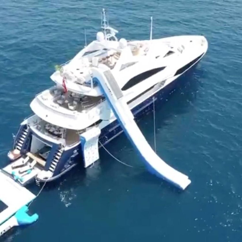 Яхта Lamborghini Конора МАКГРЕГОРА