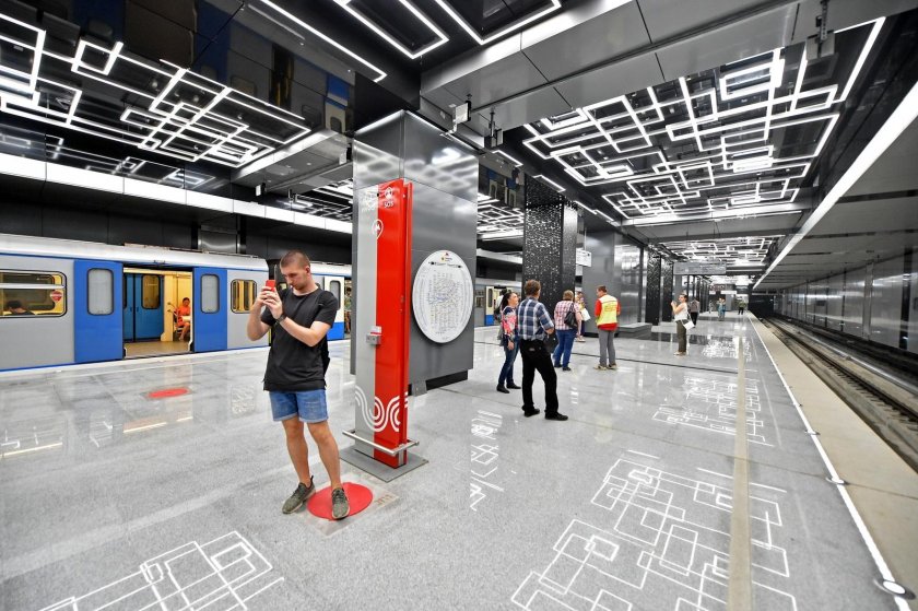 Станция метро Рассказовка