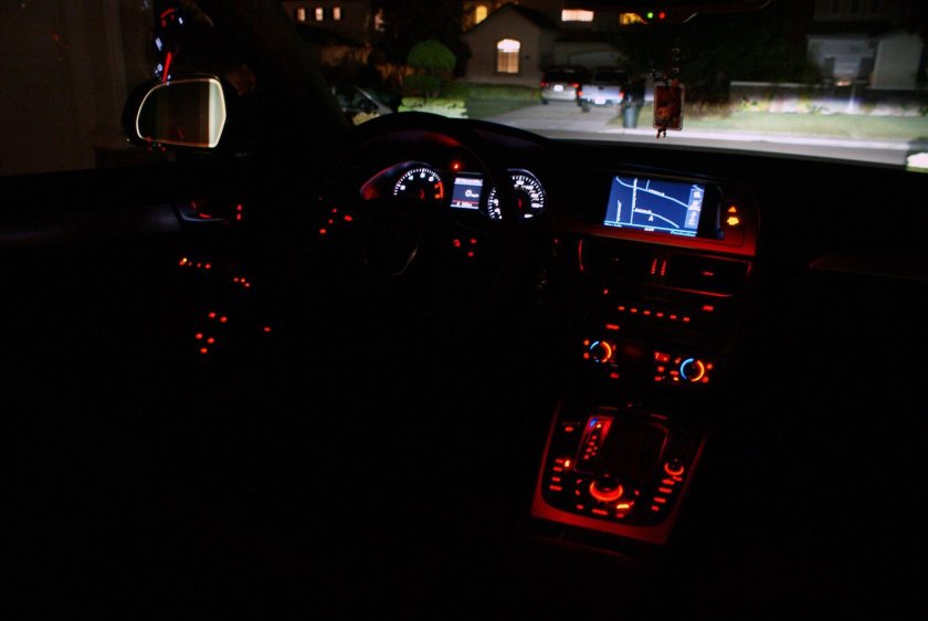 ВАЗ 2107 салон ночью