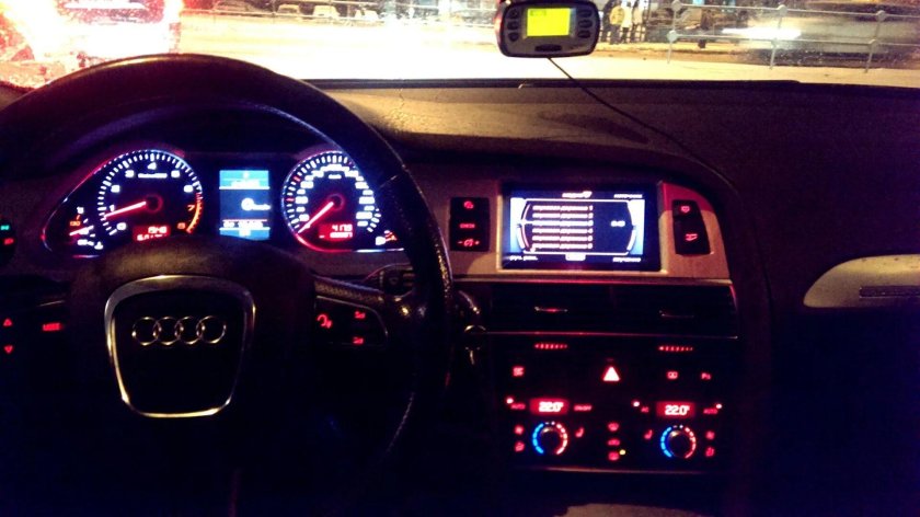 Ауди а6 с8 салон ночью