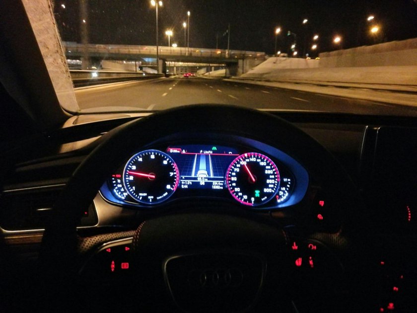 Audi а6 рулём ночью