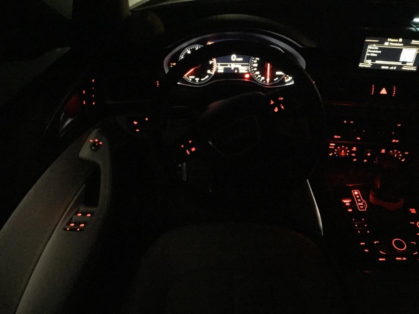 Audi a6 салон ночью
