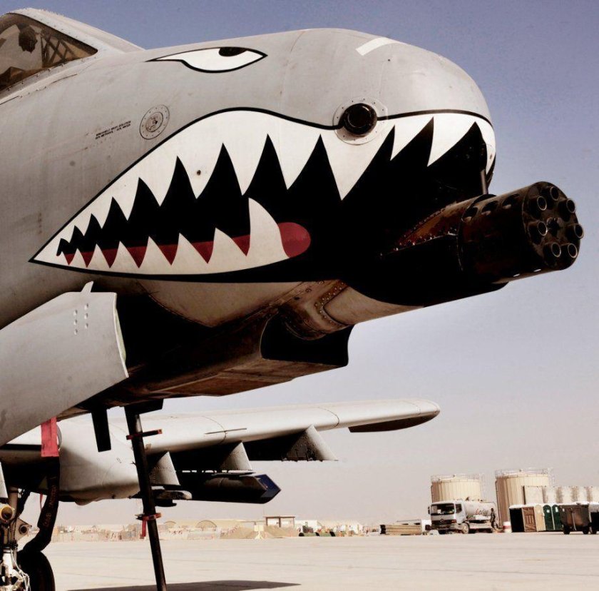 Самолет Шарк акула