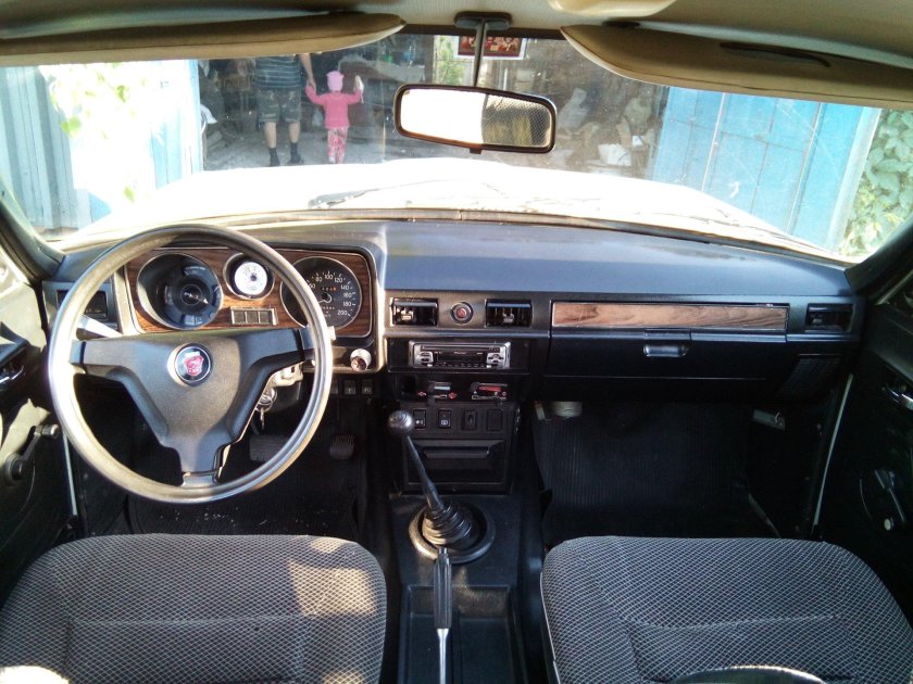 Волга ГАЗ 2410 салон