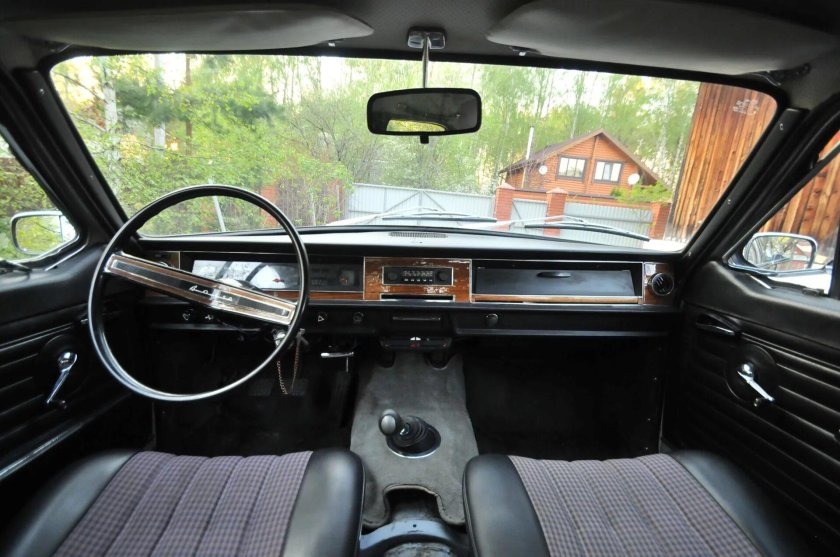 ГАЗ 24 салон