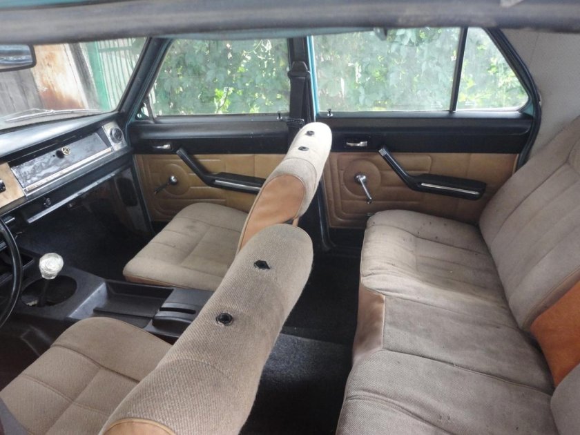 ГАЗ 24 10 салон