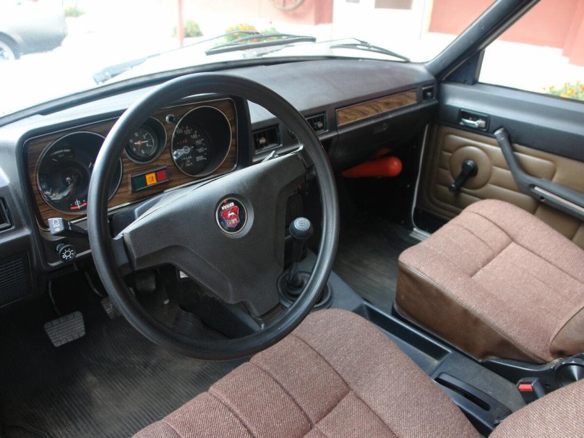 ГАЗ 2410 51 комплектация