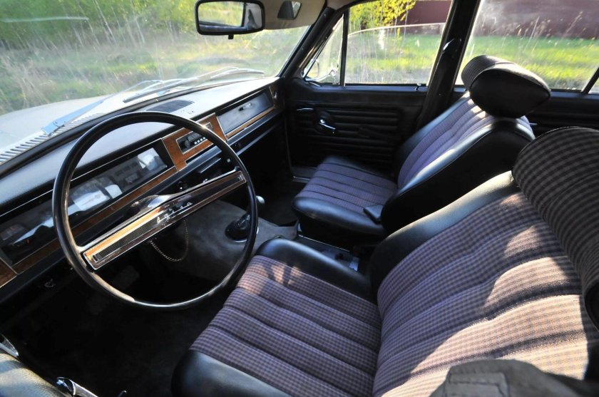 ГАЗ 24 салон