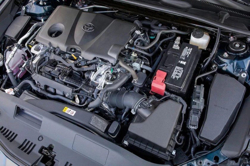 Подкапотное пространство Camry v70