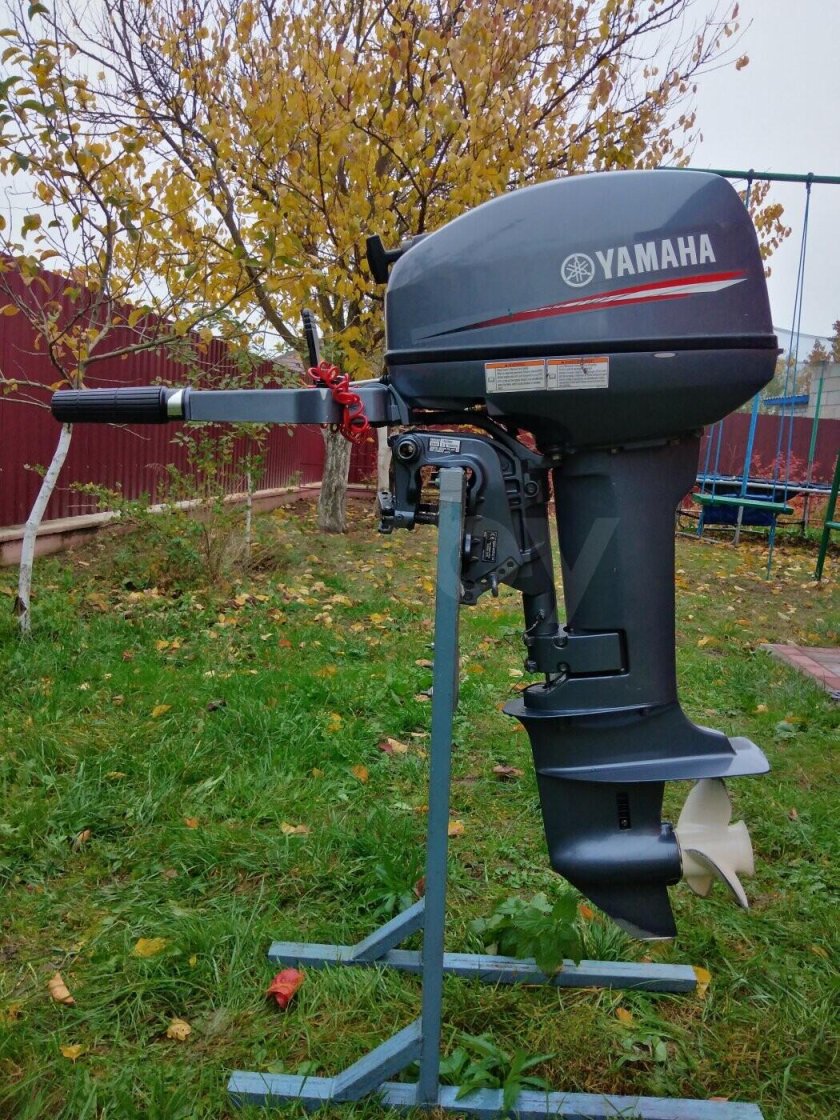 Лодочный мотор yamaha