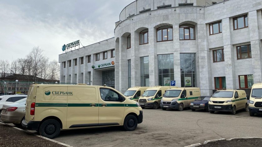 Машина инкассации Сбербанка