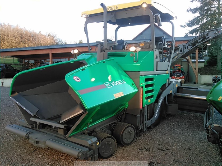 Асфальтоукладчик vogele