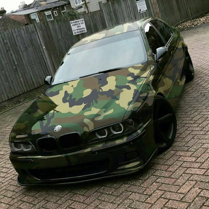 БМВ е39 хаки