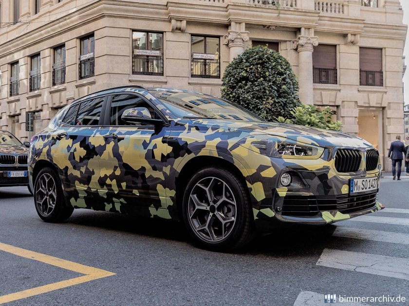 BMW x2 Camo
