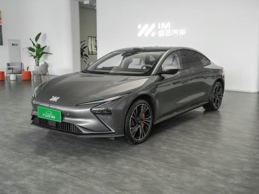 Новые модели автомобилей 2023