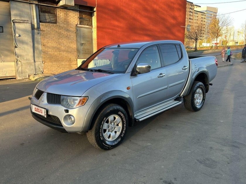 Митсубиси l200 2008
