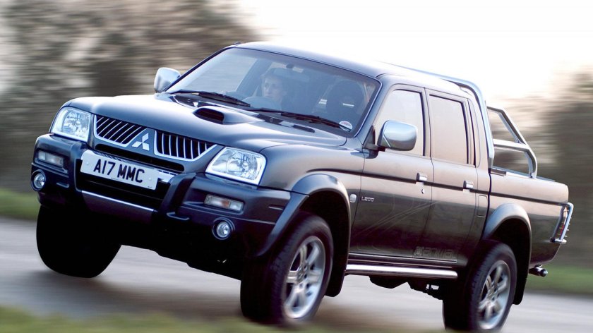 Митсубиси л200 2005