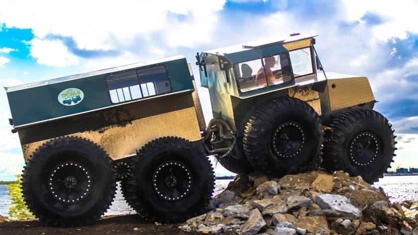 Тром-8 болотоход