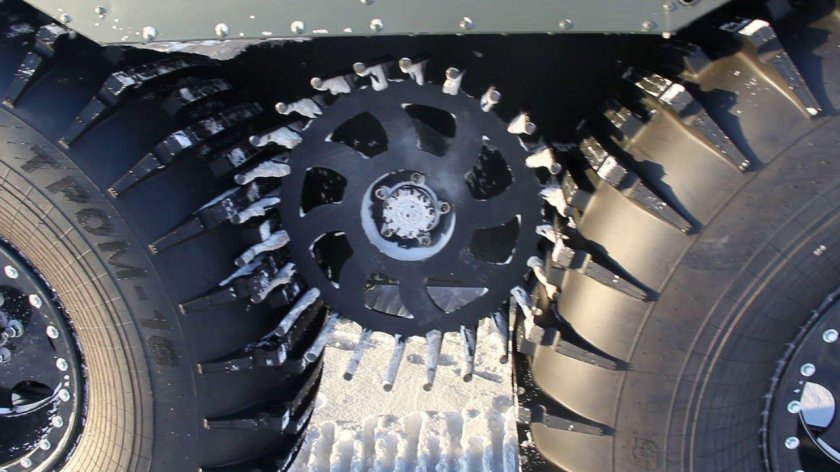 Тром-8 болотоход