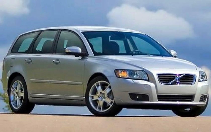 Volvo v50 2004