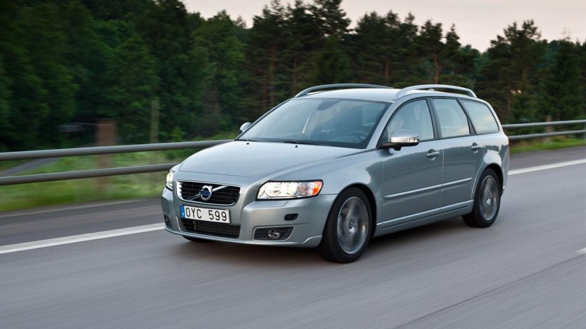 Volvo v50 универсал