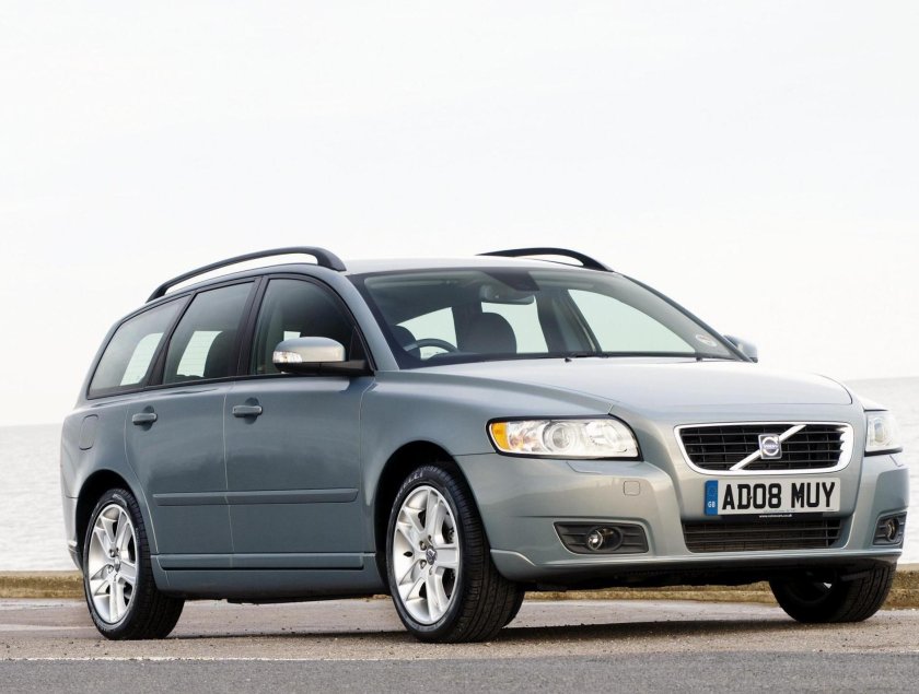 Volvo v50 универсал