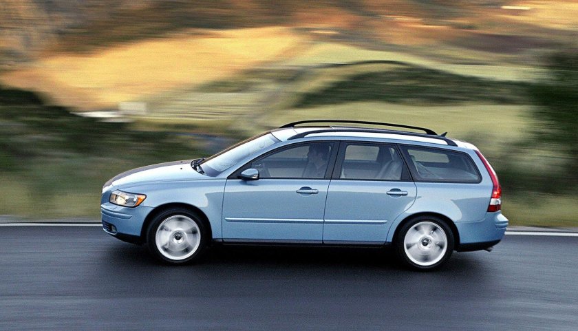 Volvo v50 универсал
