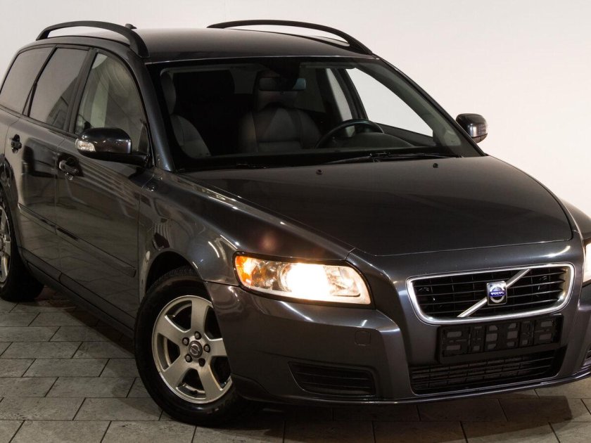 Volvo v50 2008