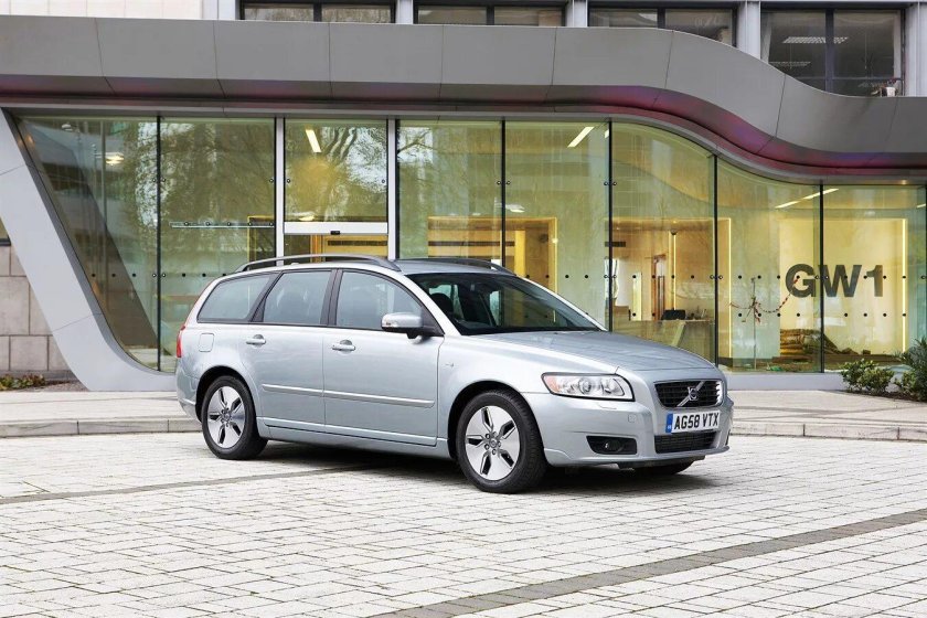 Вольво v50