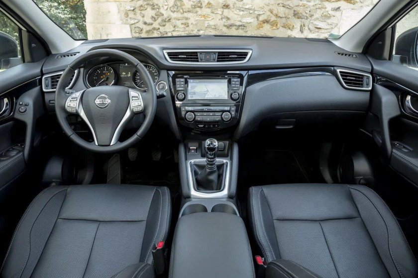 Nissan Qashqai 2017 салон