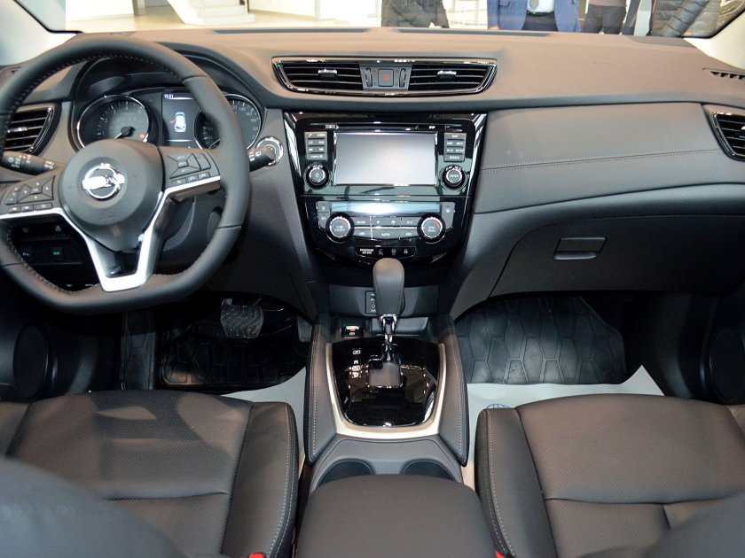 Nissan Qashqai 2022 салон