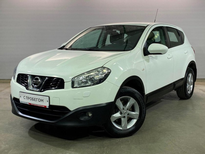 Машина Nissan Qashqai в Борисоглебске за 3150000 белая