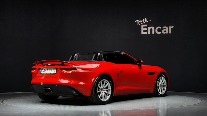 Ягуар ф тайп