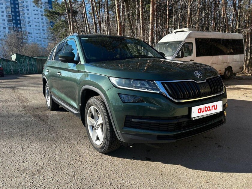 Skoda kodiaq зеленый
