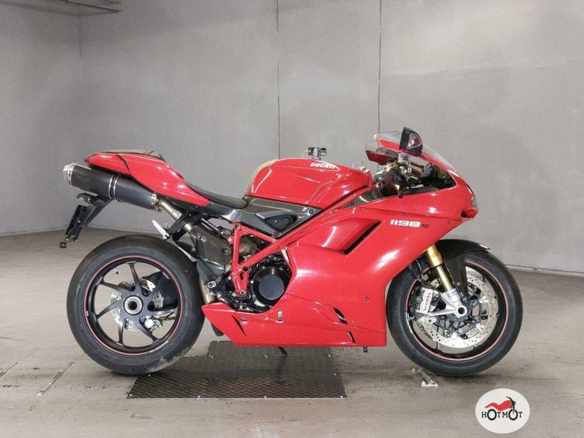 Спортбайк мотоцикл