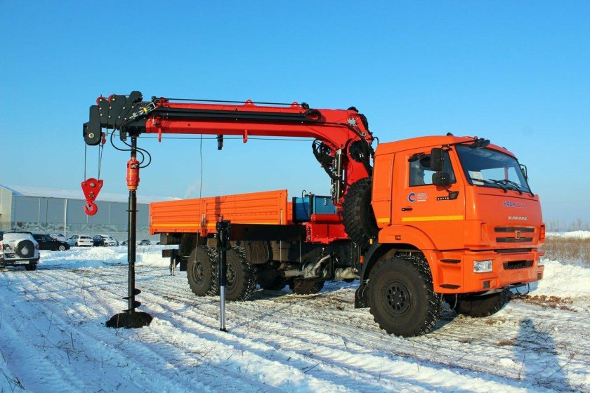 Бурильно крановая машина на КАМАЗ 43118