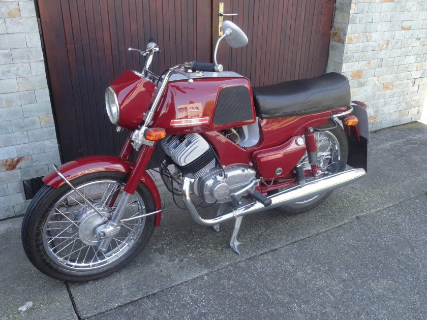 Ява Бизон 350