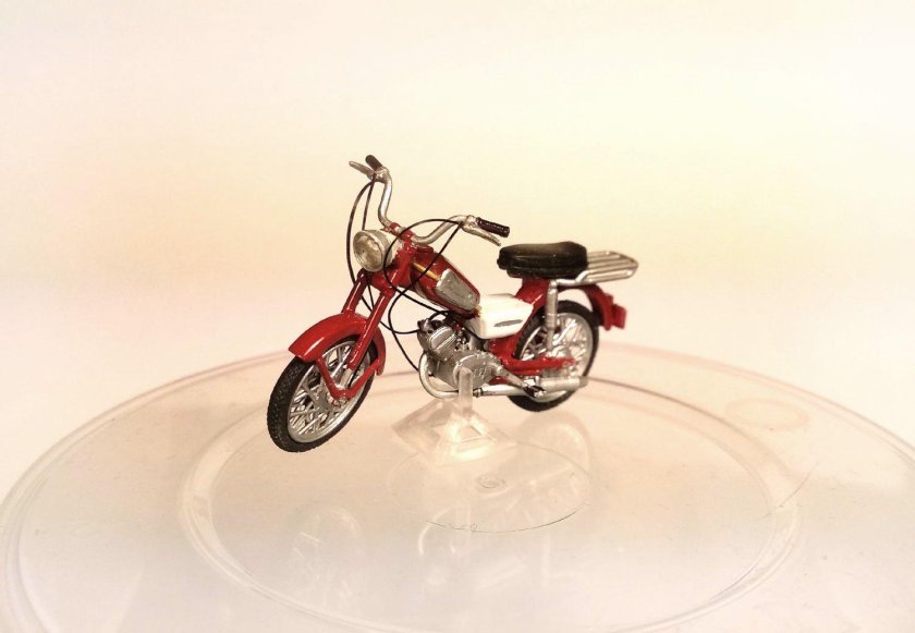 Мопед Верховина 4