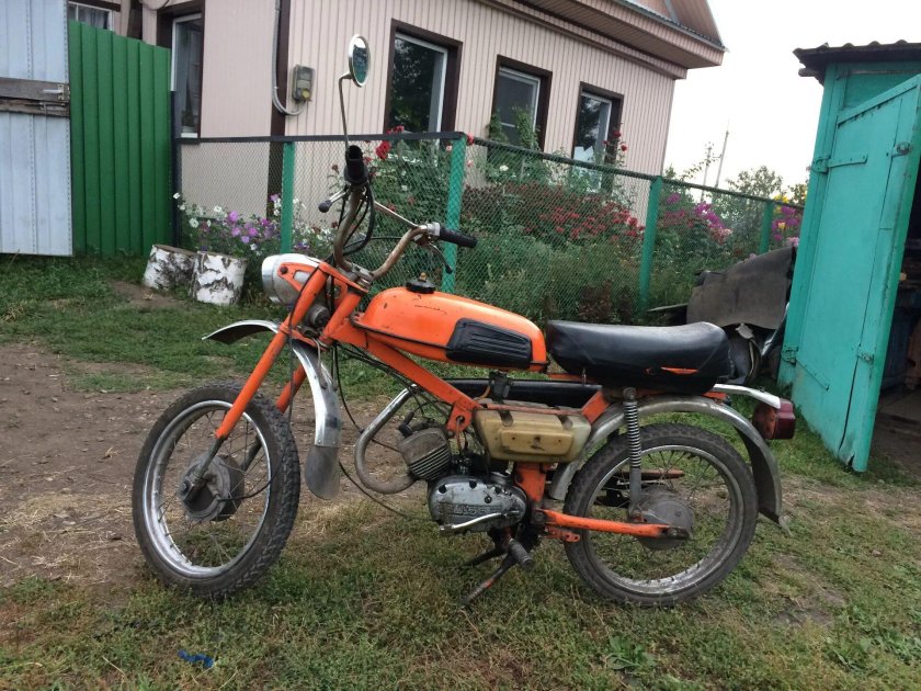 Мопед Верховина 6