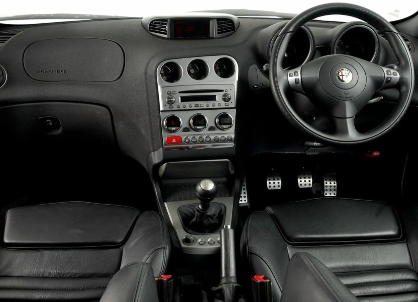 Alfa Romeo 156 салон